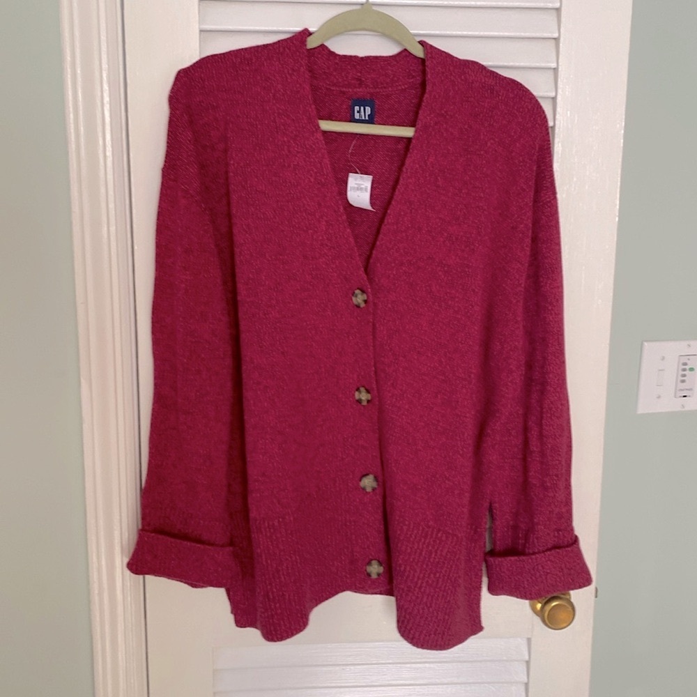 Gap cardigan sweater NWT.